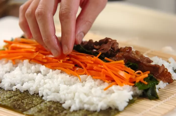 焼肉のり巻きの作り方2