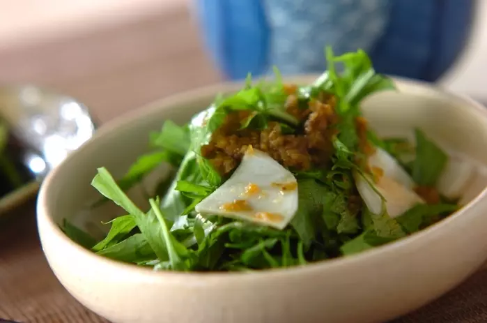 カブと水菜のサラダ