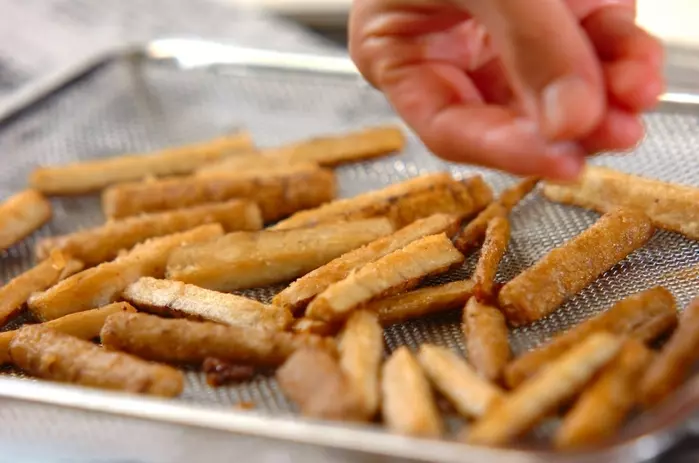 ゴボウの唐揚げの作り方3