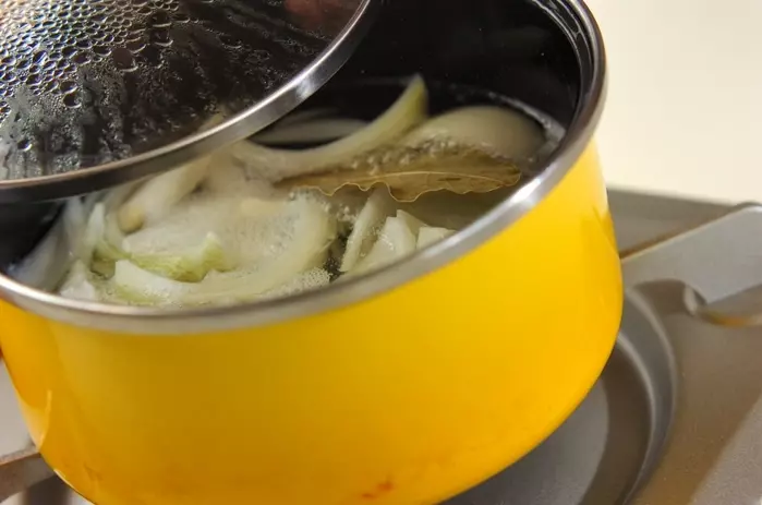 オニオンスープの作り方1