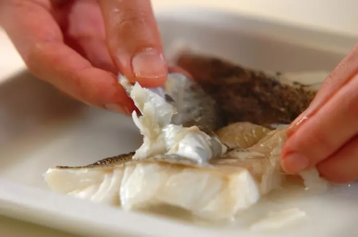 タラとジャガイモのグラタンの下準備1