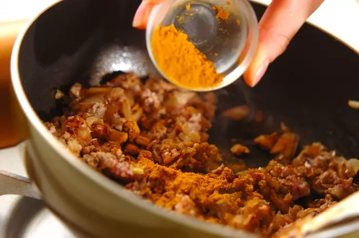 豆とひき肉のカレーの作り方2