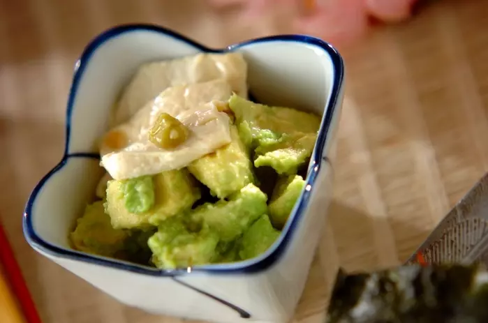 湯葉のワサビしょうゆ