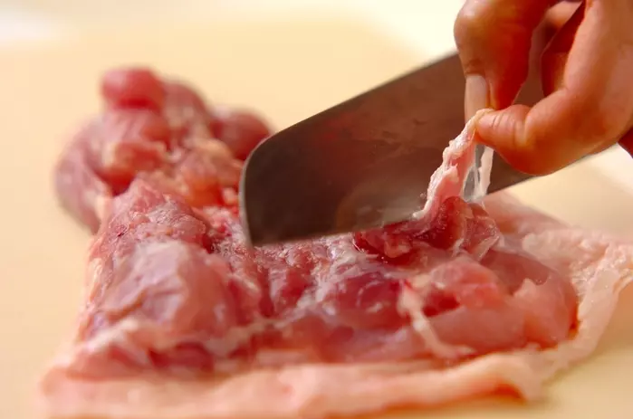 鶏とキャベツのシチューの下準備1