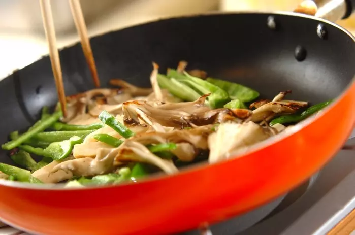 定番中華！チンジャオロース by崎野 晴子さんの作り方2