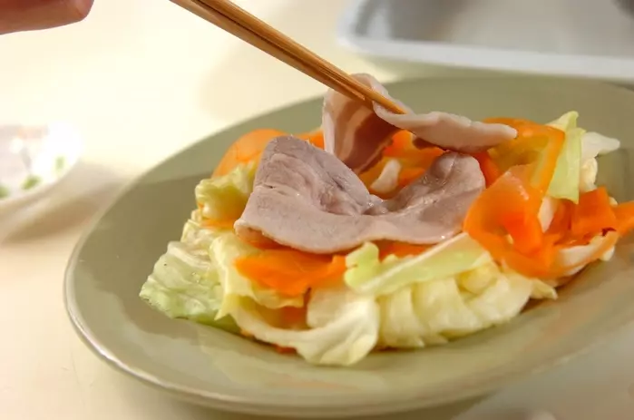 ゴマダレでごはんがススム!キャベツたっぷりやわらか豚しゃぶの作り方4