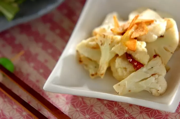 カリフラワーのペペロンチーノ