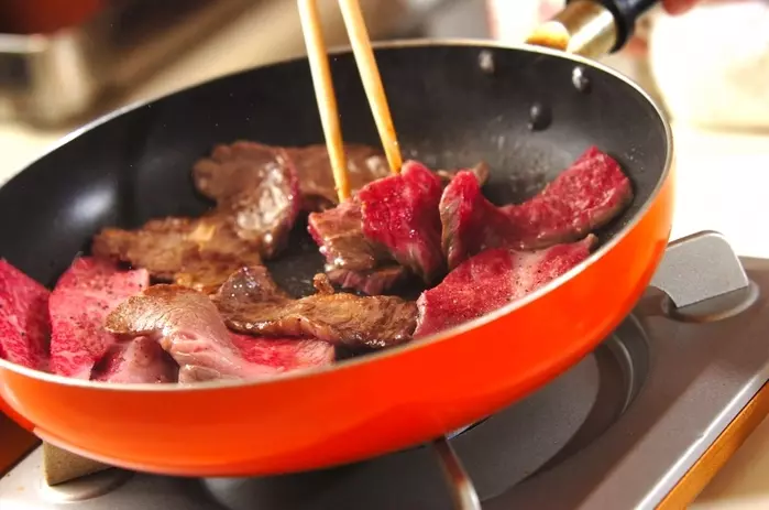 薄切りステーキのサラダ仕立ての作り方1