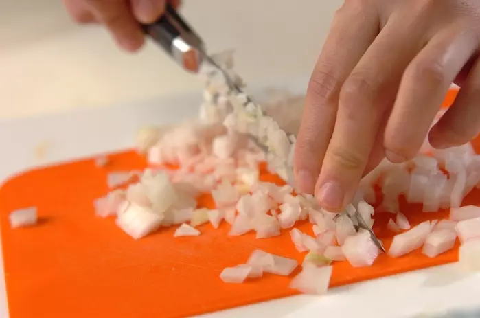 長芋のドライカレーの下準備1