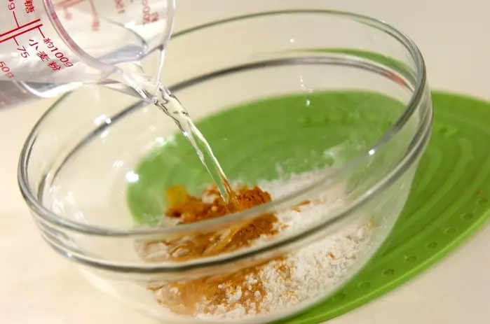 豚肉のカレー風味天ぷらの作り方1