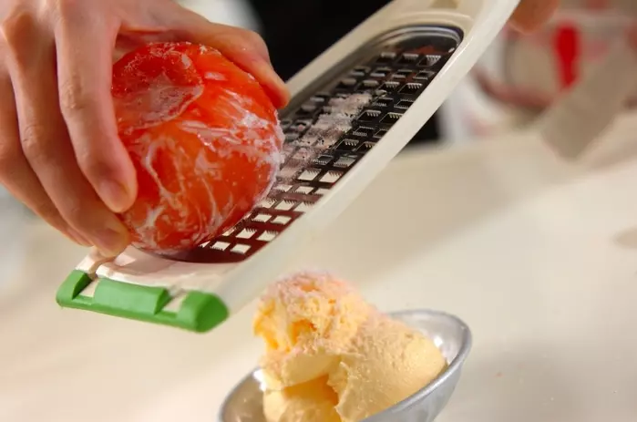 トマトとバニラのアイスクリームの作り方1