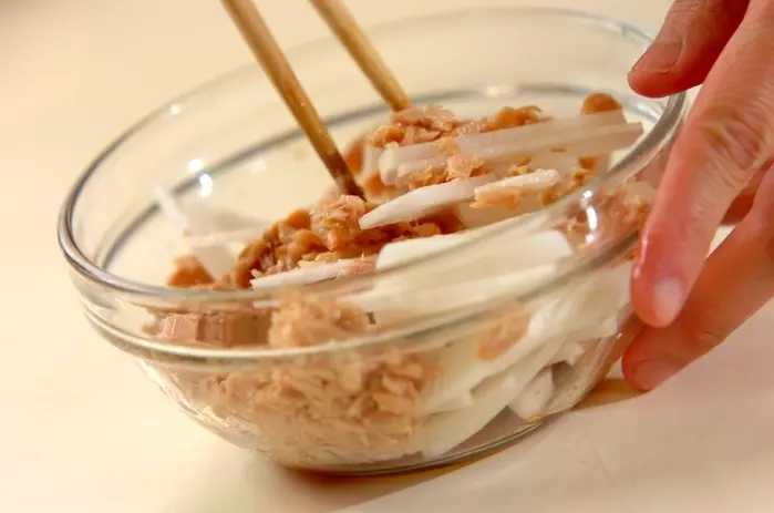 大根とツナの和え物の作り方2