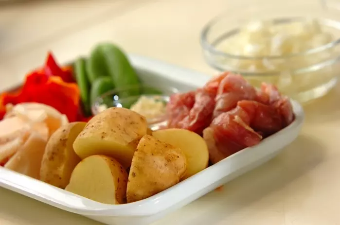 実は簡単!本格グリーンカレーの下準備1