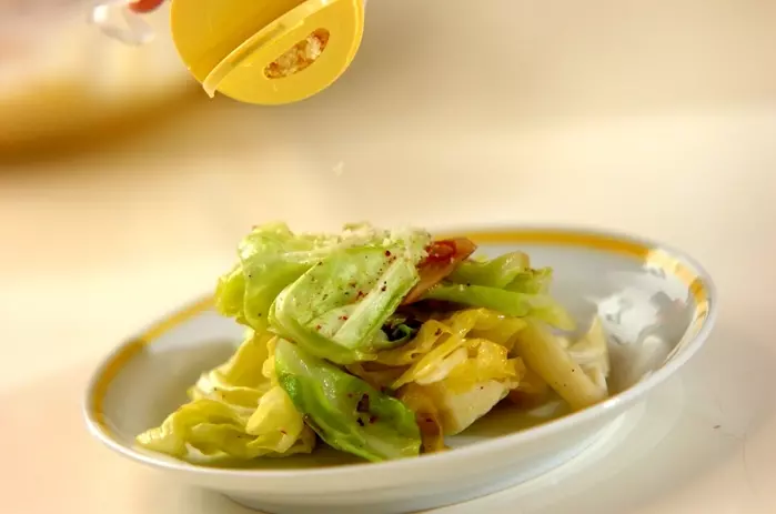 キャベツのペペロンチーノの作り方2