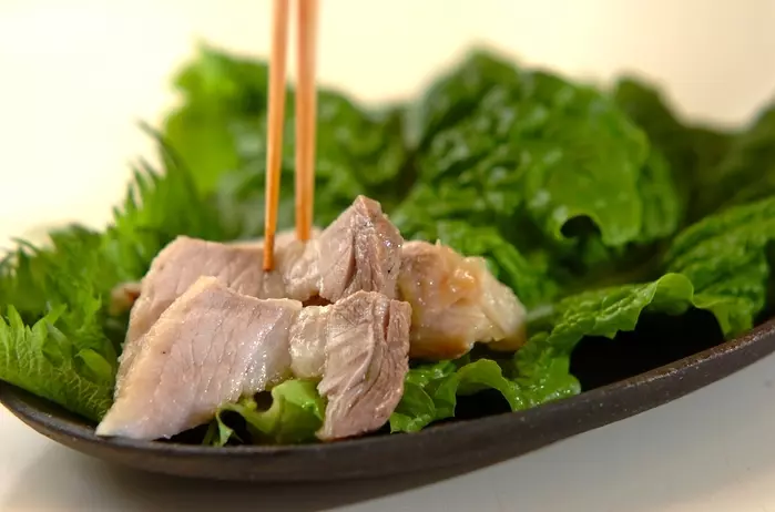 韓国料理店の味を再現！ポッサム（ゆで豚とサンチュ）の作り方4