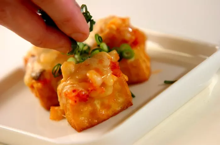 厚揚げのキムチーズ焼きの作り方2