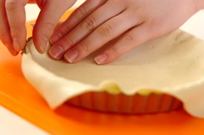 エビと菜の花のキッシュの作り方3