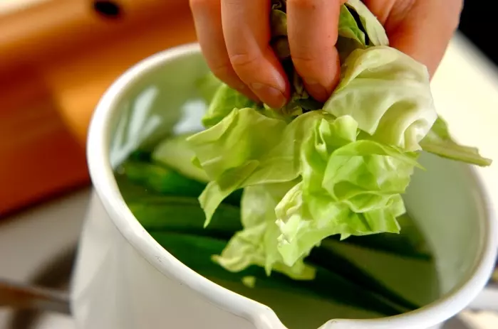 キャベツとオクラの即席漬けの作り方1