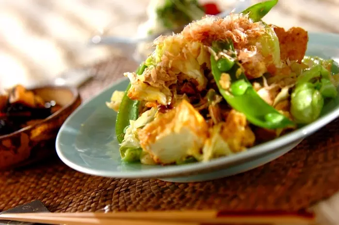 キャベツとツナのチャンプルー