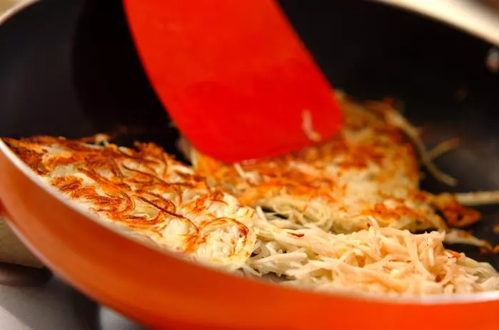 ジャガイモと桜エビのガレットの作り方2