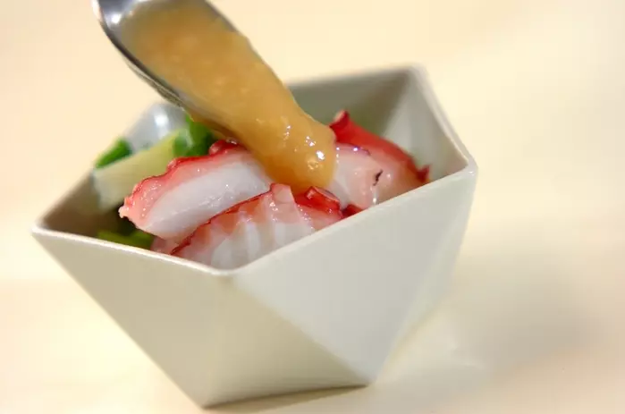 タコの酢みそがけの作り方3