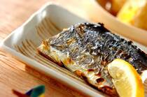 2024年5月14日(火)の献立は「さわらの塩焼きひと手間加えてプロの味」の献立。今日は旬の食材を取り入れたご飯に合う和献立です。