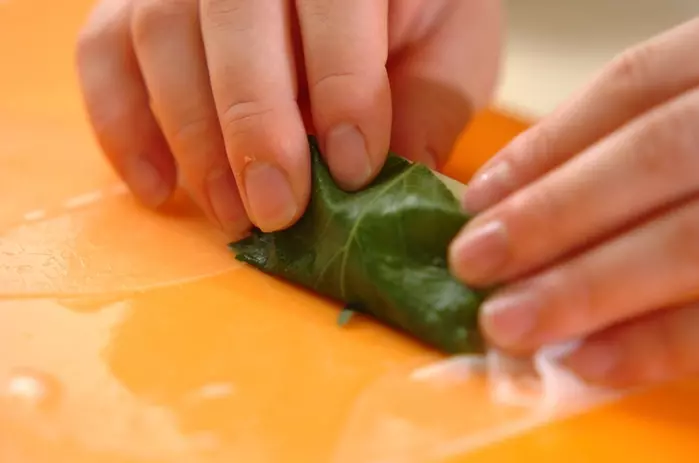 サラダ生春巻きの明太ソースの作り方1