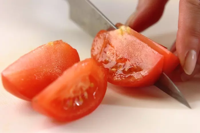 豚しゃぶのサラダ素麺の下準備1