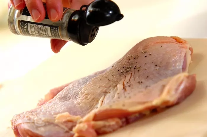 鶏肉のハーブバターソースの下準備1