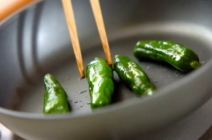 ミョウガの甘酢ご飯で焼き肉丼の作り方1