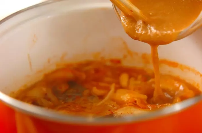 サバのキムチみそ煮の作り方2