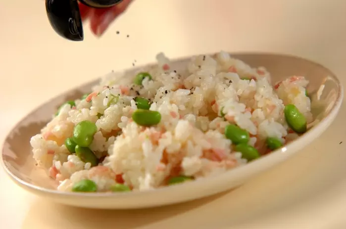 枝豆とベーコンの混ぜご飯の作り方1