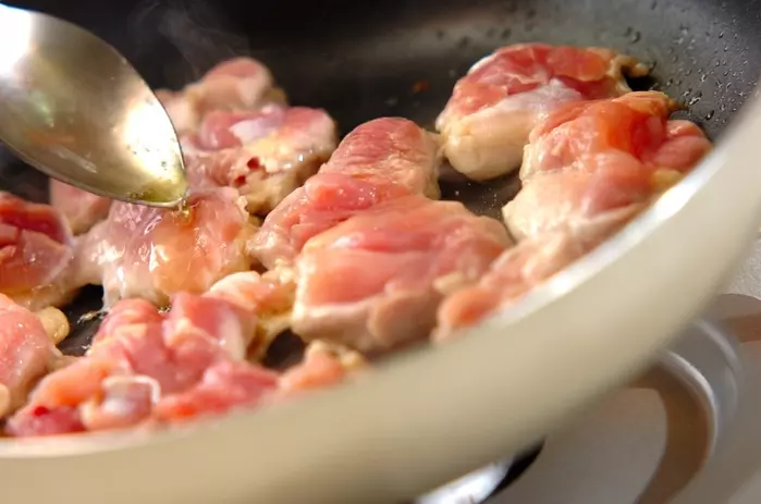 鶏肉と野菜のグリルガーリックソースの作り方1