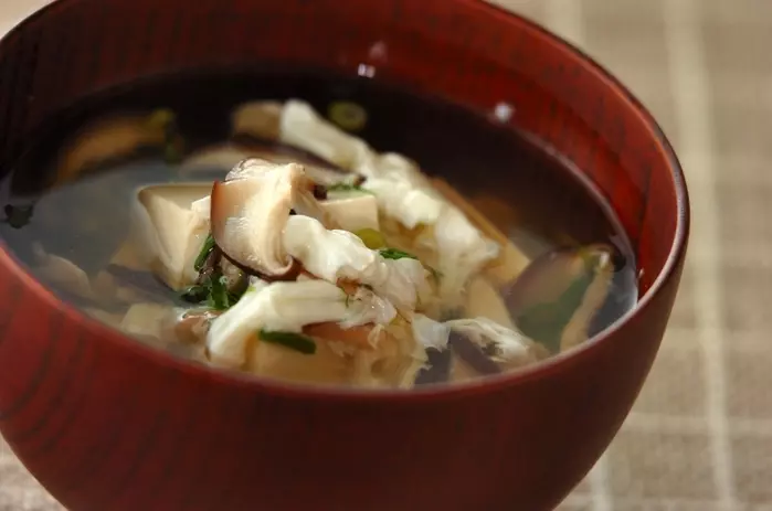 卵白消費に！豆腐のふんわり汁