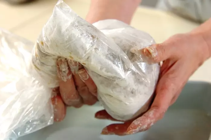 何度も作りたい手羽先のから揚げ カリッとジューシー by和田 良美さんの作り方1