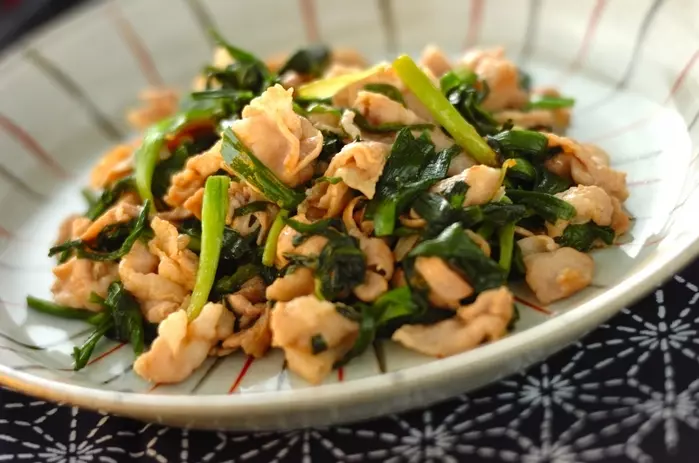 少ない材料で！こってり豚ニラ炒め