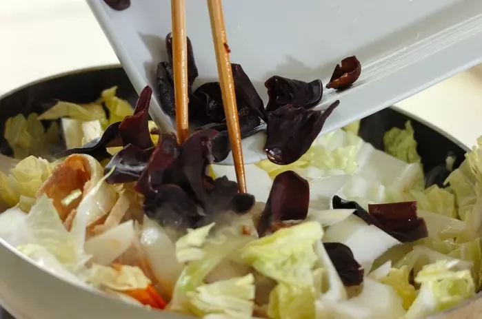 具だくさん!あんかけ焼きそば とろ〜り美味しく by金丸 利恵さんの作り方2