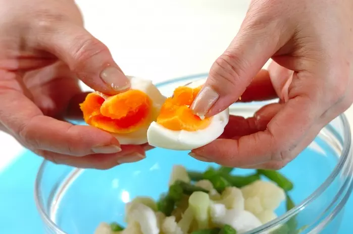 カリフラワーとインゲンのサラダの作り方2