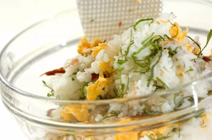 アジの混ぜ込みおにぎりの作り方3