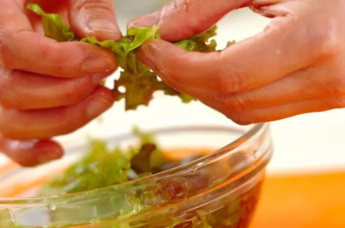 鶏肉のスパイシーロールの下準備1