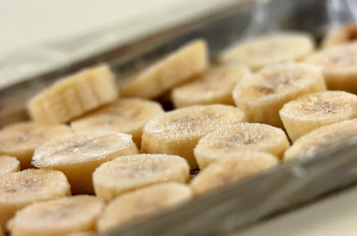 バナナとブルーベリーのアイスの下準備1