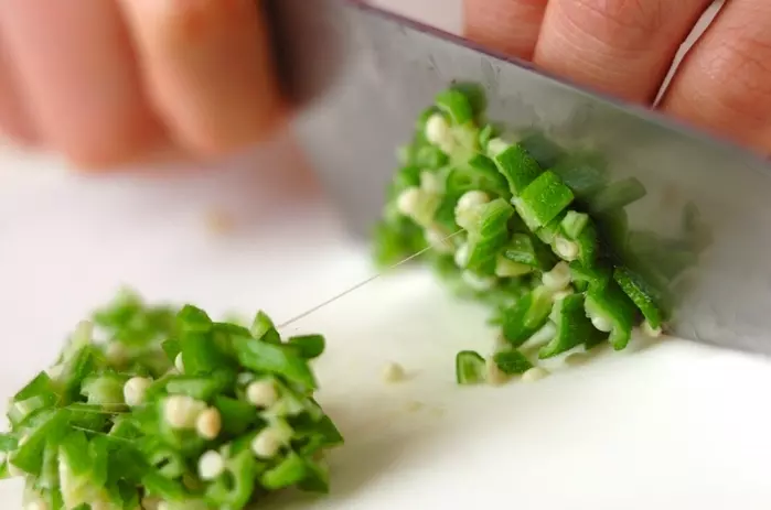 豚しゃぶのオクラソースがけの作り方2