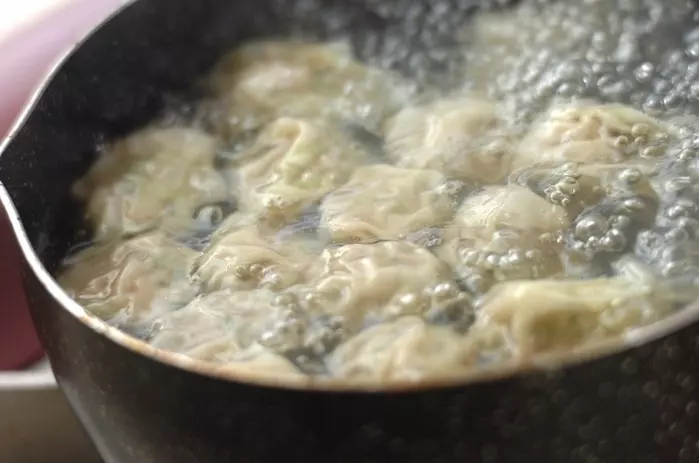 冷やしワンタンの作り方3