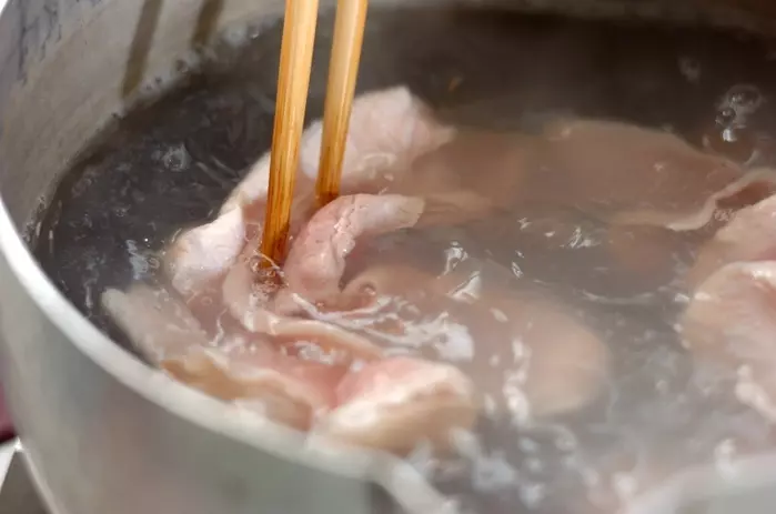 夏にさっぱり!豚キムチのぶっかけそうめん by 金丸 利恵さんの作り方2