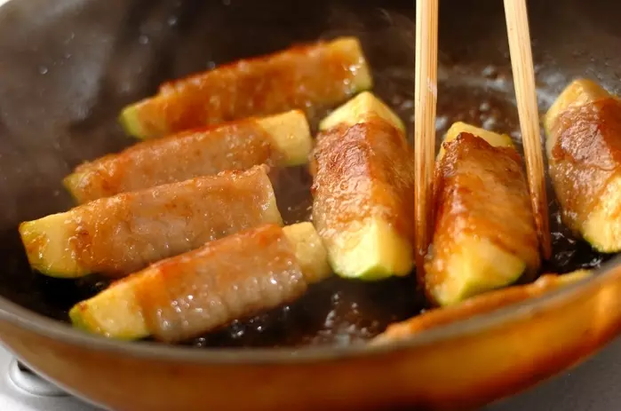 豚肉のズッキーニ巻きの作り方3