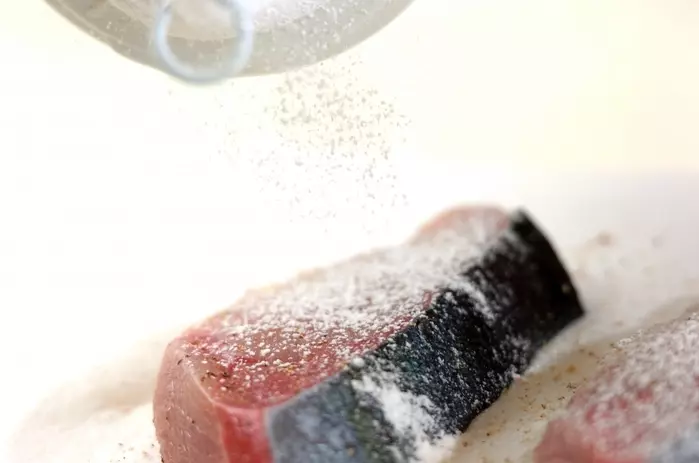 イナダのバターしょうゆソテーの下準備1