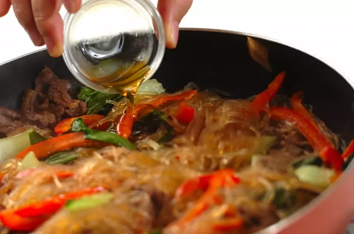 牛肉と春雨の炒め煮の作り方3