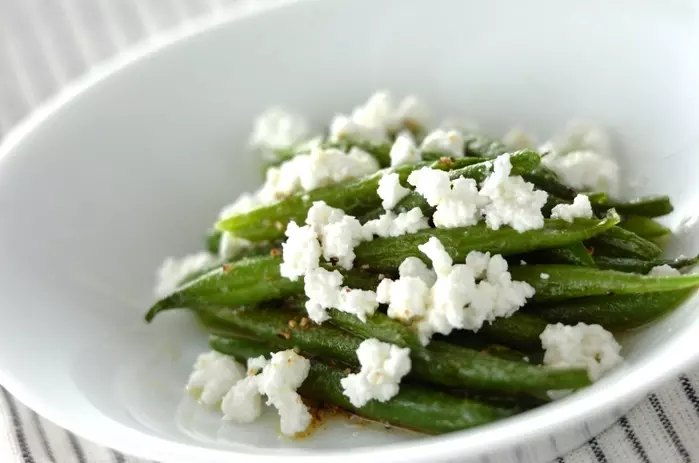 インゲンのバタークミンソテー