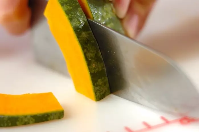 カボチャのポタージュの下準備1