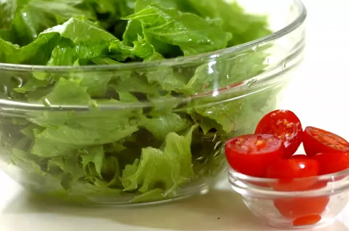 シーザーサラダの下準備1